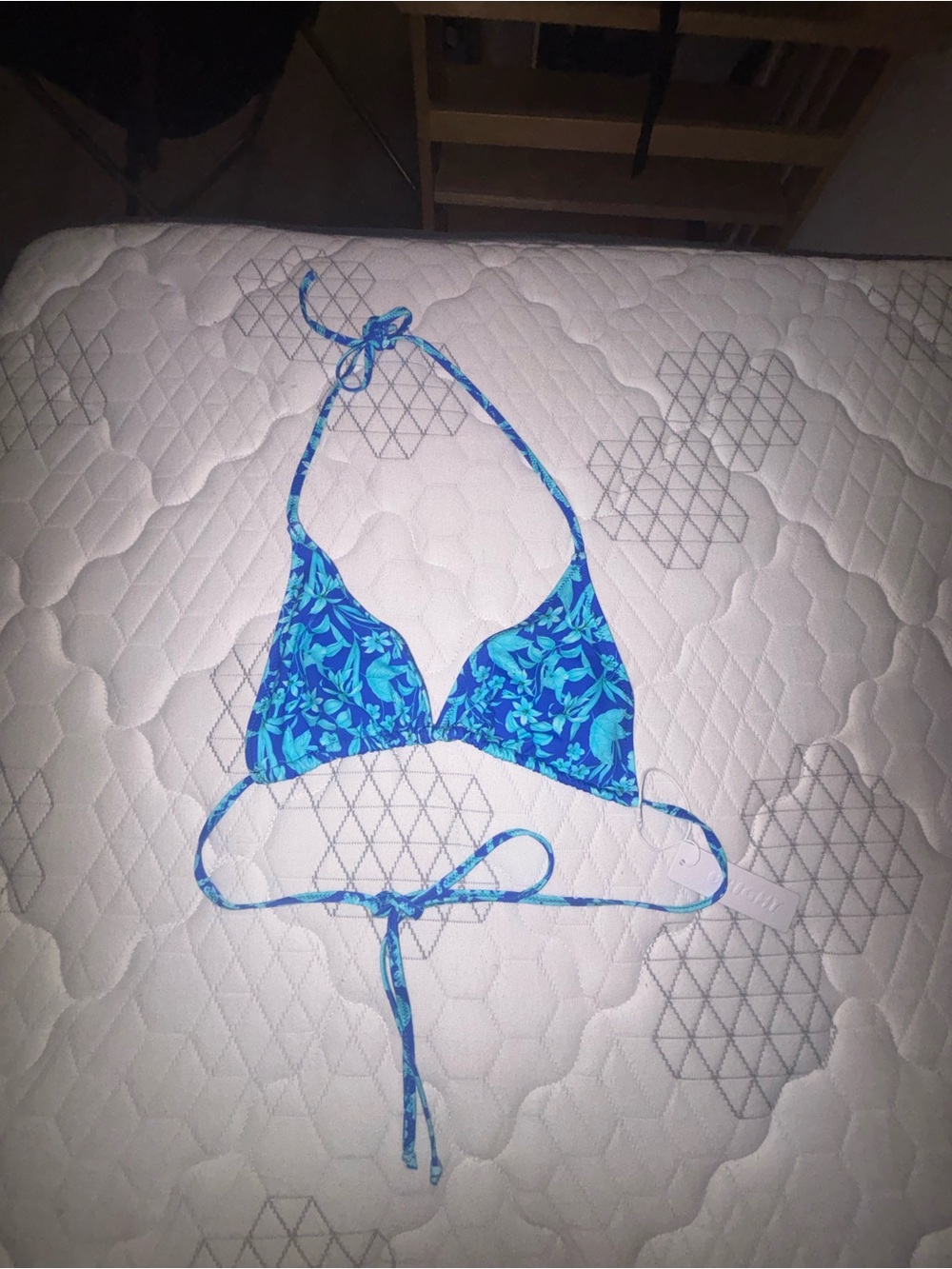 NWT Bright Swimwear top size large